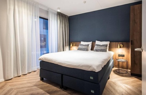 Eastern Docklands Apartment | Two-Bedroom Comfort at YAYS Amsterdam Docklands (6 pers.)