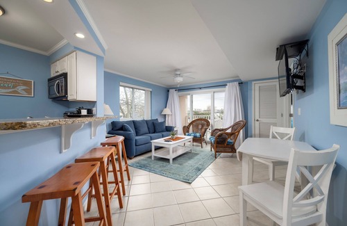 Midtown Ocean City Condo | Two bedroom condo in the desirable Makai, close to Convention Center & beach
