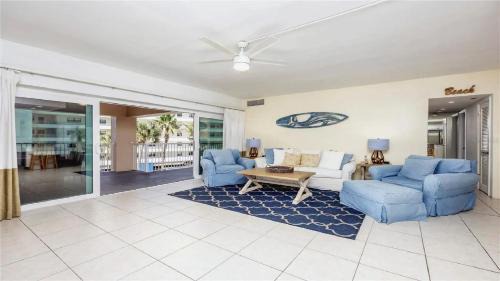 Siesta Key Apartment | Two Bedroom Condo with Gulf Views in Sarasota