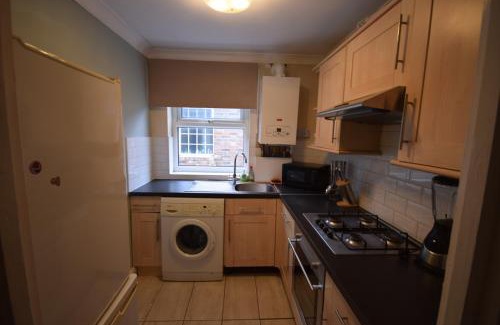 Higham Hill Apartment | Two Bedroom Flat St Andrews Road