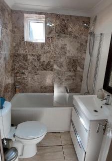 Higham Hill Apartment | Two Bedroom Flat St Andrews Road