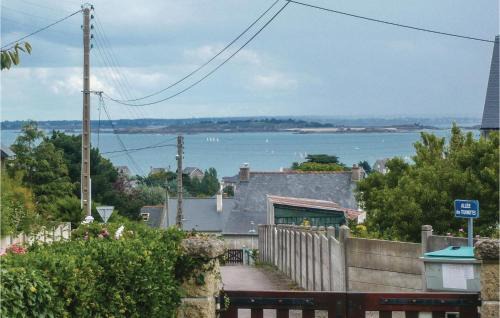 Saint-Cast-le-Guildo House | Two-Bedroom Holiday Home In Saint Cast Le Guildo