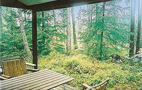 Hylte House | Two-Bedroom Holiday Home In Simlangsdalen
