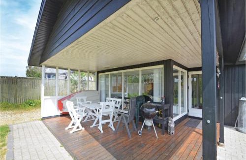 Remmer Strand House | Two-Bedroom Holiday Home With A Fireplace In Struer