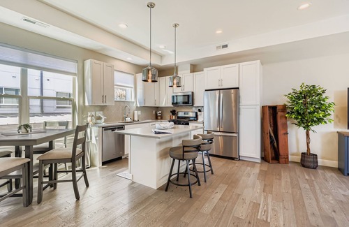 Arvada House | Two Bedroom in Arvada