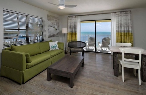 Islamorada Resort | Two Bedroom Ocean Front Suite w/Kitchenette, Pool, Free Parking & Pet Friendly