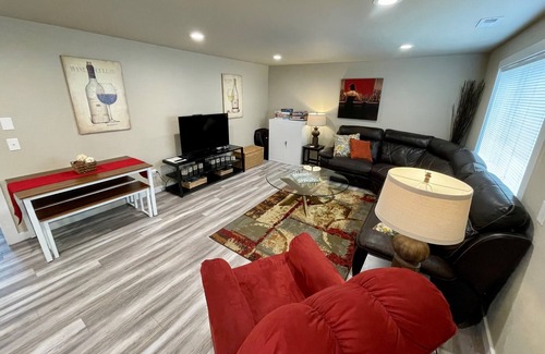 Pasco Apartment | Two-Bedroom Pearl Suite all to Yourself!