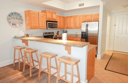 Dauphin Island Condo | Two Bedroom/Two Bath Gulf Front Condo with 2 Pools