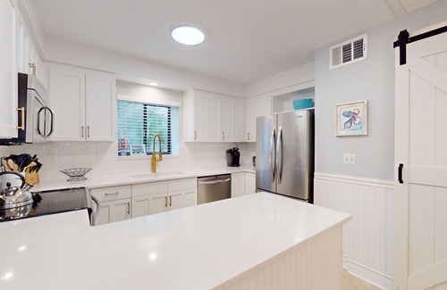 Palmetto Dunes Villa | Two Bedroom Villa Five Minute Walk to the Beach!
