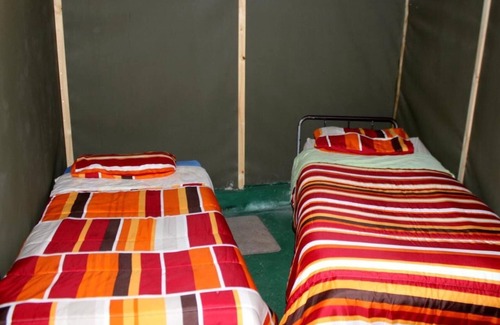 Thorny Bush Game Reserve Cabin | Two Bedroomed Bush-tent on the Klaserie River, with free lion - hyena sounds