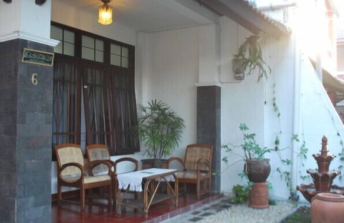 Yogyakarta House | Two Bedrooms House in heart of city