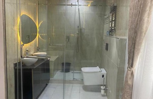 Utako Apartment | Two Bedrooms Utako With Swimming Pool