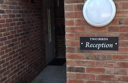Malmesbury Apartment | Two Birds Weekly Stay