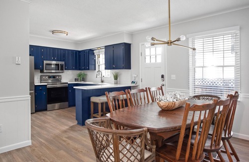 South Rehoboth House | Two Blocks from beach! Newly renovated, clean, 4BR home sleeps 10