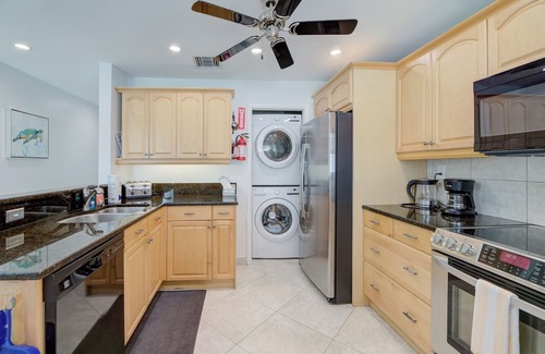 Coral Ridge House | Two BR Townhouse at 1 mile from the beach
