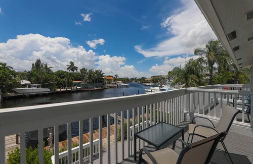 Coral Ridge House | Two BR Townhouse at 1 mile from the beach