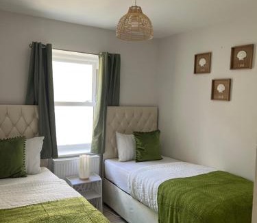 Dover Apartment | Two Dover Ferry Apartments - sleep 8 with private terrace and castle views