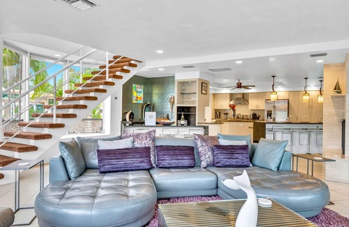 Coral Ridge Apartment | Two-floor Suite Heated Pool Dock Access Quiet Neighborhood Saltaire One Resldences