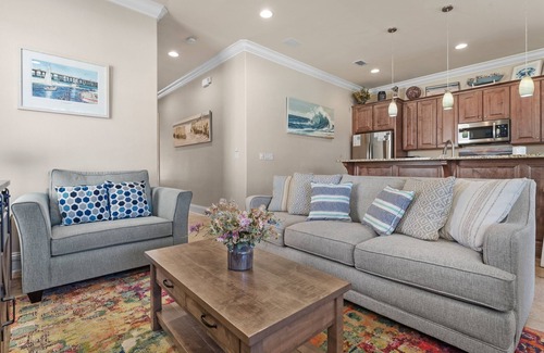 Villa Lago House | Two Golf Carts ~ Near Golf Course ~ Community Pool