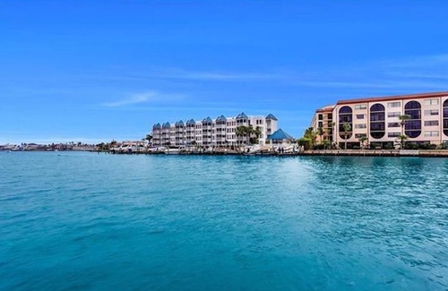 Marco Island Condo | Two-level, 2BA, sleeps 5, covered parking, pools and tennis & water access