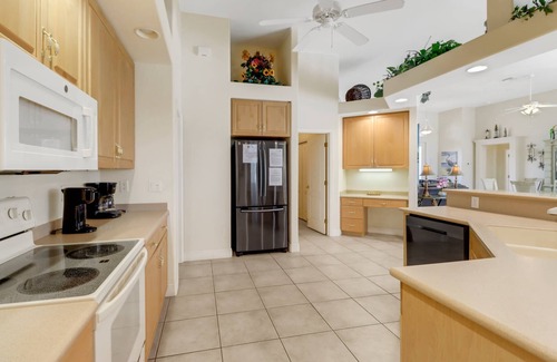 Caloosahatchee House | Two Master Suites! Heated Pool & Spa on Gulf Access Canal! Over $125 of Free Daily Activities!