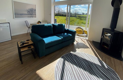Thelbridge House | Two Moors Way Cottages luxury with hot tub - The Old hayloft