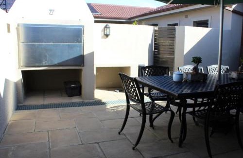 Trawal Apartment | Two Oceans Stay