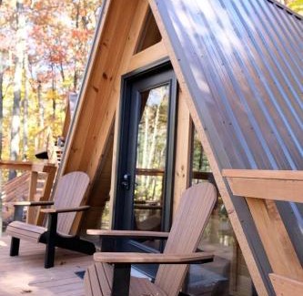 Scio Ski Chalet | Two People A-frame Ideal to Reconnect with Nature in Ohio