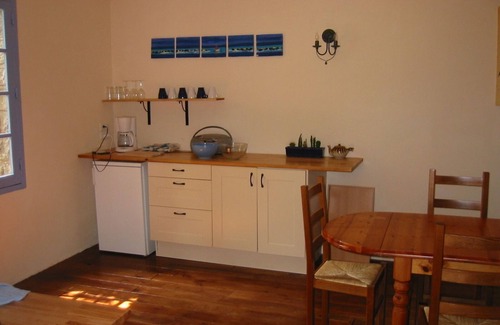 Prades Cottage | Two person gite in town of Prades (2 people maximum)