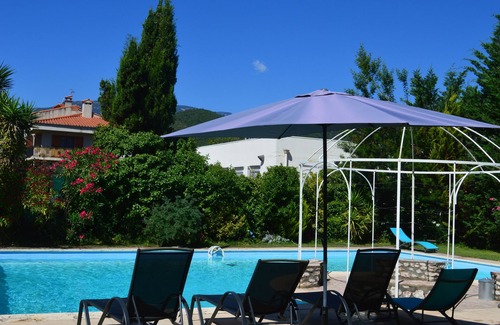 Prades Cottage | Two person gite in town of Prades (2 people maximum)