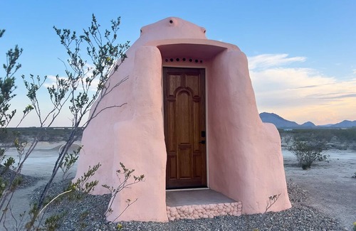 Alpine Cabin | TWO Private Lux Organic Earth Domes - 5 Starry Secluded Acres in Terlingua
