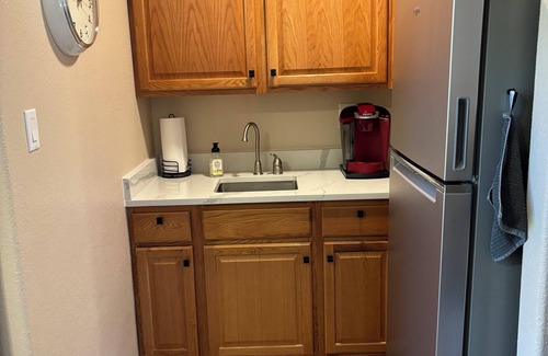 Northeast Heights Apartment | Two Room 400 sf Guest House