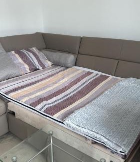 Aubing-Sud Apartment | Two Room Apartment - S8 Direct from Airport and 15 minute from Oktoberfest