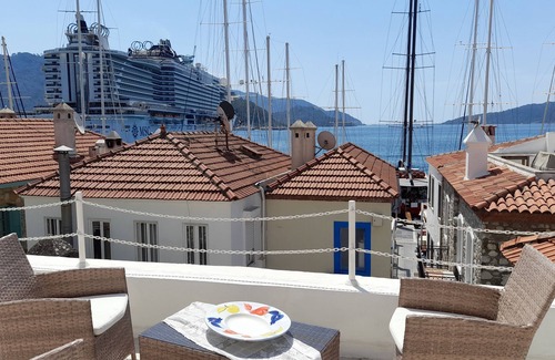 Marmaris City Center Villa | Two Stone Homes