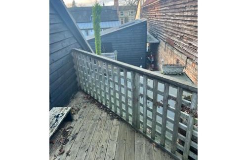 Cambridge Apartment | Two Storey Annex
