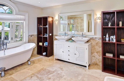 Sion Hill Villa | Two-Storey Four Bedroom Villa