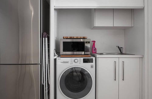 Carlton North House | Two Storey Leafy Garden Retreat near the CBD