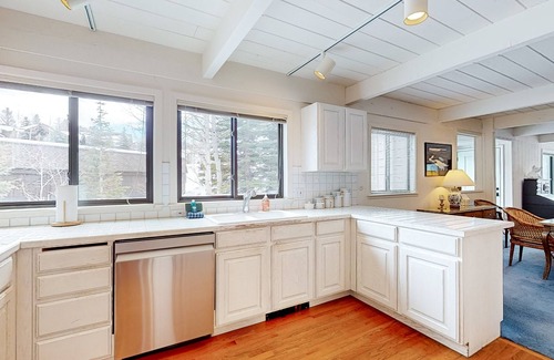 Sun Valley Condo | Two-story ski chalet in prime locale by the village with deck & fireplace