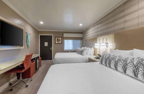 Southeast Torrance Hotel | Two Stylish Rooms, Four Queen Size Beds, Fitness Center, Chill Spots, Parking