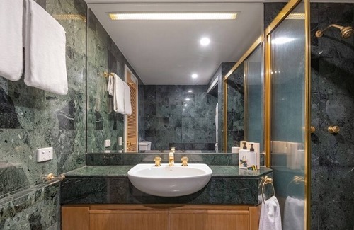 Port Douglas Villa | Two, three, and four bedroom villas overlooking the golf course
