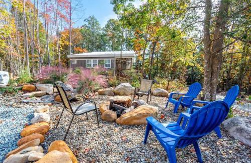 Bynum House | Two Tree Houses - Galaxy & Full Bloom