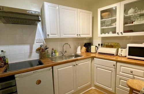 Arrochar House | TwoStones Self Catering Cottage