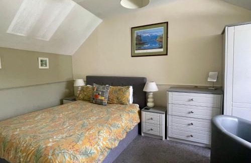 Arrochar House | TwoStones Self Catering Cottage