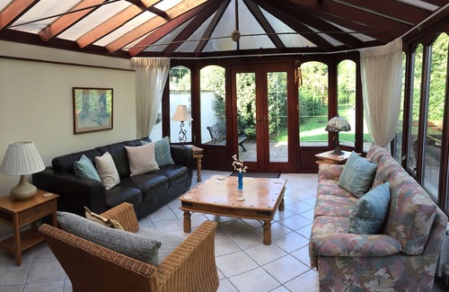 Aldringham Cabin | TWOTHEFOLLIES Cottage, secluded location near Aldeburgh, Saturday changeover