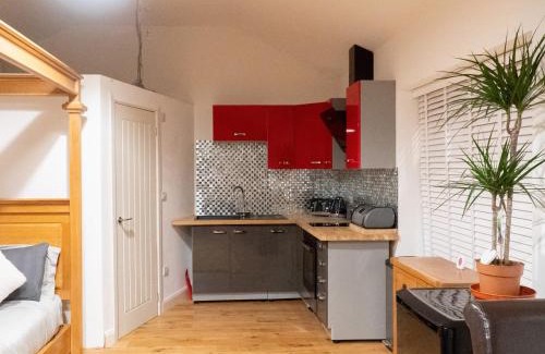 Ammanford House | Ty Afon Arch - Uk38515