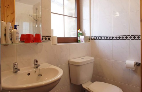 Glandyfi House | Ty ar y Mynydd in Machynlleth