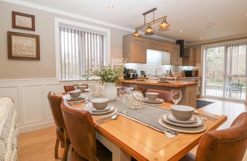 Gallt Y Foel House | Ty Bains