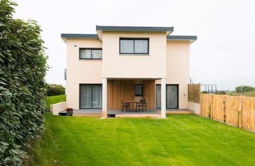 Landeda House | Ty-Bernhel - Stagadon