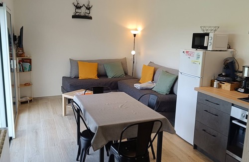 Inguiniel Apartment | Ty bugale in the heart of nature, 30 minutes from Lorient and its coast, ideal for recharging your batteries.
