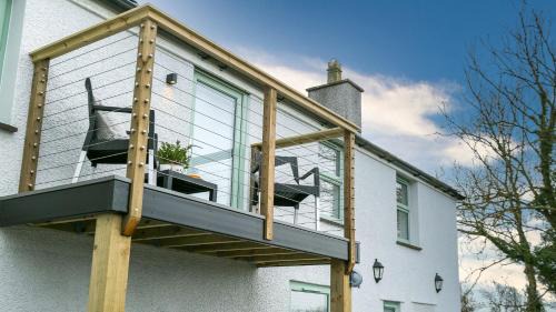 Pentraeth House | Ty Capel